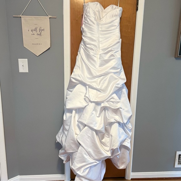 Wtoo By Watters - Women’s (Sz 10) White Strapless Wedding Dress Gown - Picture 6 of 8